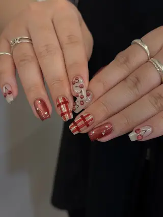 ネイル Bana_ Nailのネイルデザイン
