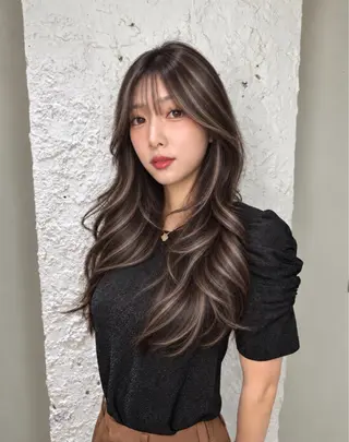 ロング カラー レイヤーカット BLend 渋谷のヘアスタイル