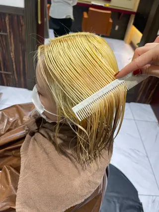 カラー 森田 明日香のヘアスタイル