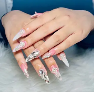 ネイル AURA NAIL 上前津のネイルデザイン