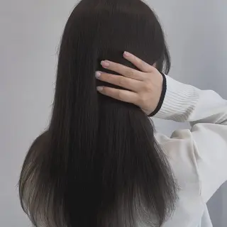 カラー 🫒🫒ブリーチなし 艶カラー🫒ヤマシロのヘアスタイル