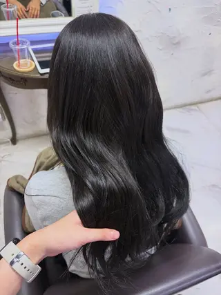 ロング 阿部 早也伽のヘアスタイル