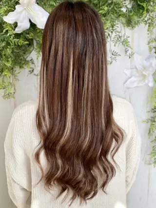カラー ヘアアレンジ ロング 大阪レミーエクステ チビ編み込みのヘアスタイル