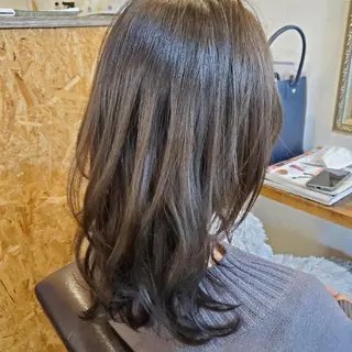 セミロング カラー 韓国風レイヤーカット 上手く丁寧早い/マツのヘアスタイル