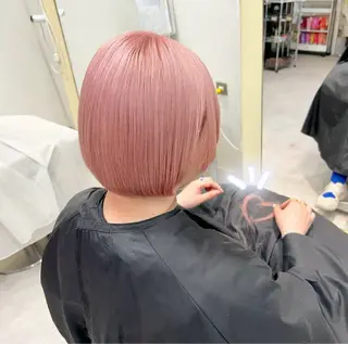 ショート カラー ピンクカラー🎀/ ミルクティー🍼花音のヘアスタイル
