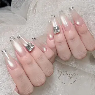 ネイル Maggie Nail🦩のネイルデザイン