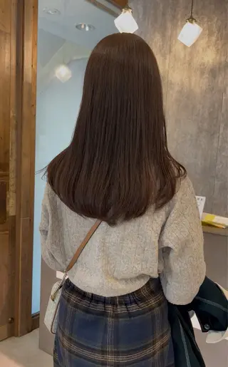 ロング カラー 赤み消しグレージュ 🫒reonのヘアスタイル