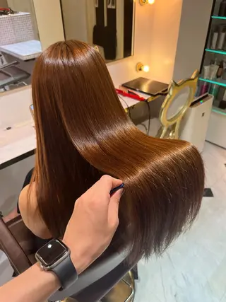 ロング カラー 髪質改善・縮毛矯正 特化・ユウシンのヘアスタイル