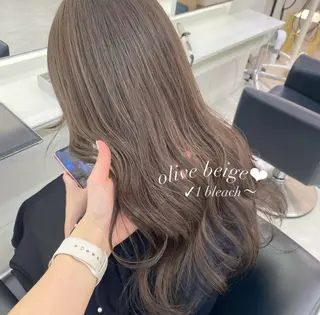 ロング カラー ParveMix 🤍加藤理沙のヘアスタイル