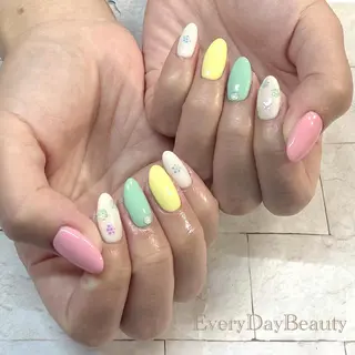 ネイル 松村 亜衣美のネイルデザイン