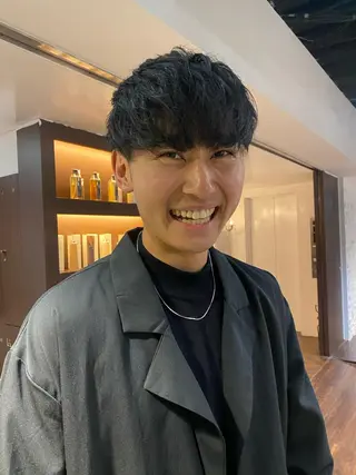 ショート カラー メンズ レイヤーカット×髪質 改善🇰🇷シオリのヘアスタイル