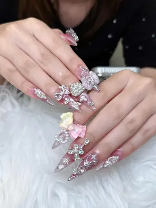 ネイル NIE MoMoのネイルデザイン