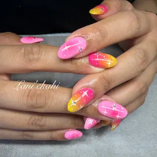ネイル Lani Beeのネイルデザイン
