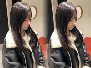 セミロング カラー ayaka🫧 梅田ダブルカラーのヘアスタイル