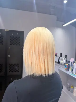 カラー ルシ🎨/ハイトーン デザイン/髪質改善のヘアスタイル
