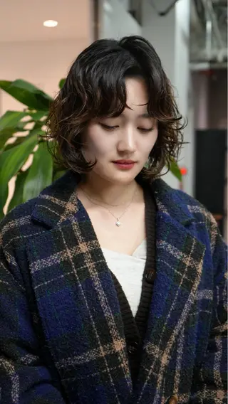 ミディアム パーマ 小田 晃瑛のヘアスタイル