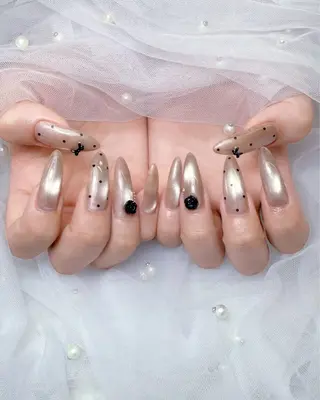 ネイル mau🩵 堺筋本町nailのネイルデザイン