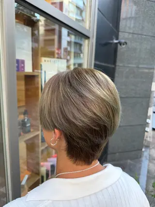 メンズ HIDERO/渋谷/ 韓国/顔周りカットのヘアスタイル
