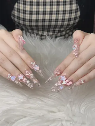 ネイル Lee Nailsのネイルデザイン
