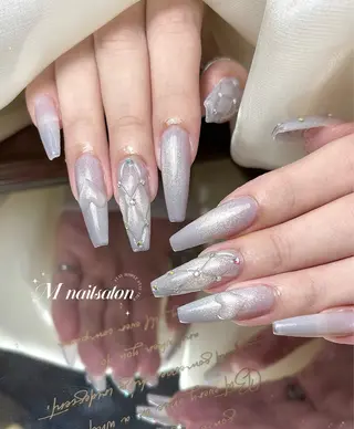 ネイル 🎀M nails✨ ビューティーのネイルデザイン