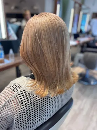 ショート カラー Lisa🪄似合わせ ／デザインカラーのヘアスタイル