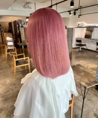 ミディアム カラー ✨艶ブリーチカラー ✨四ノ宮裕己のヘアスタイル