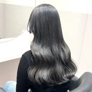 ロング カラー 🩵ブリーチカラー MIORI🩵のヘアスタイル
