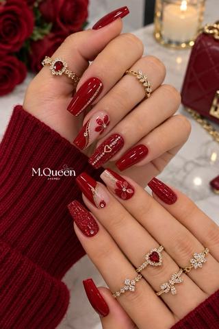 ネイル M.Queenネイル サロン天神今泉店のネイルデザイン