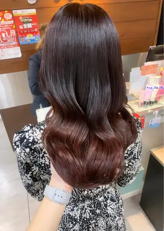 ミディアム レイヤー/艶髪カラー 森本くるみのヘアスタイル