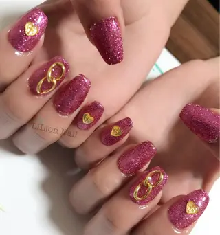 ミディアム ネイル LiLion Nailのネイルデザイン