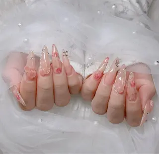 ネイル Lee Nailsのネイルデザイン