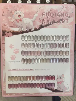 ネイル MOKUNail Oiii🎀のネイルデザイン