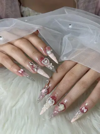 ネイル NiJi Nailsのネイルデザイン