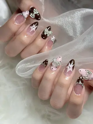 ネイル Maggie staffのネイルデザイン