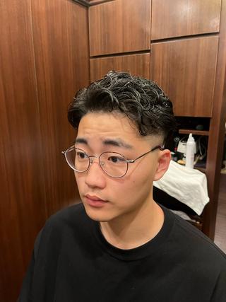 パーマ メンズ ヒロ銀座川崎 志田健介のヘアスタイル