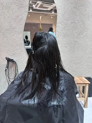 セミロング Shiro RENのヘアスタイル