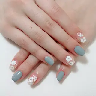 ネイル BRooCH yuzuのネイルデザイン