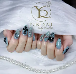 ネイル YURI Nail NARITAのネイルデザイン