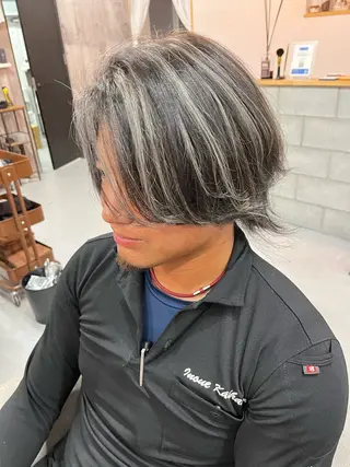ミディアム カラー 穐田 司樹のヘアスタイル