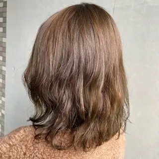 ミディアム カラー パーマ 💜推しインナー カラー/菊池柊真💜のヘアスタイル