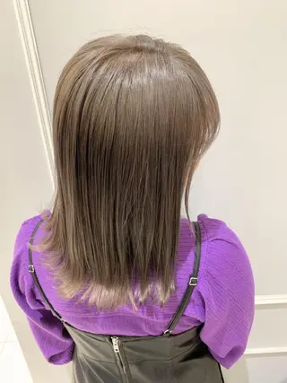 ミディアム カラー 🦖鶴岡 香純🦖のヘアスタイル