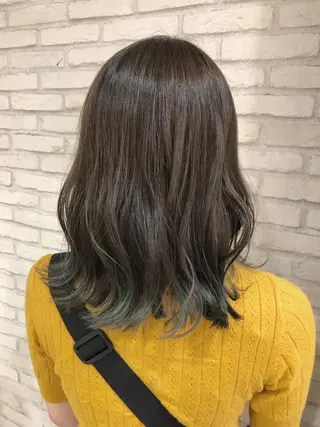 ミディアム カラー 大平 美沙のヘアスタイル
