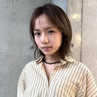 ショート カラー 前野 日奈のヘアスタイル