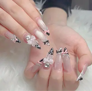 ネイル Lyna 池袋のネイルデザイン