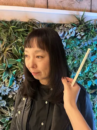 セミロング 柴田 葉月のヘアスタイル