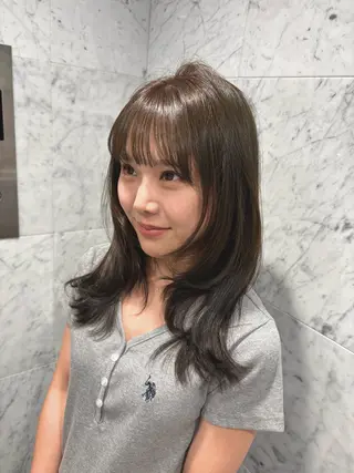 ミディアム カラー hachiyama rinaのヘアスタイル