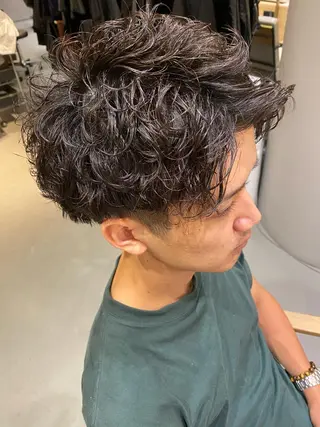 ショート パーマ メンズ 梅田茶屋町メンズ 専門美容師 山元一平のヘアスタイル