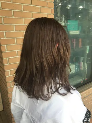 ミディアム カラー パーマ ヘアアレンジ メンズ キッズ ネイル マツエク・マツパ サロンドミルク 渋谷高比良のヘアスタイル