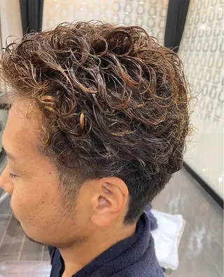 パーマ メンズ ナチュラルヘア 神田一瑳のヘアスタイル