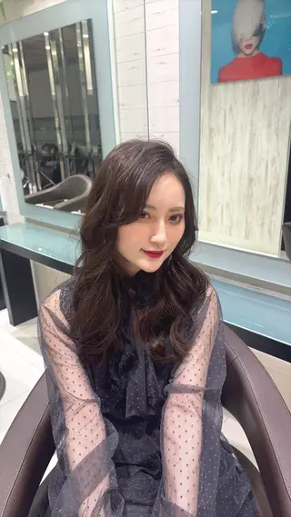 ロング カラー 神品 幸音のヘアスタイル